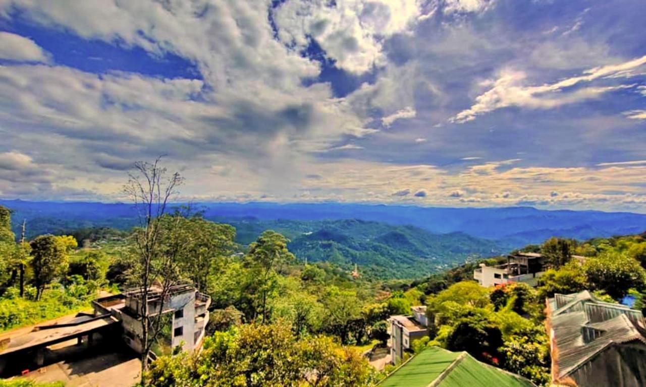 Red Castle Munnar Otel Dış mekan fotoğraf